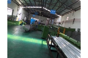 东莞纪辉铝制品选择方荣精机精密铝管矫直机，精密冷拔机